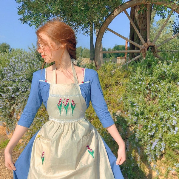Date In My Secret Garden: cottagecore apron with embroideries 100% cotton