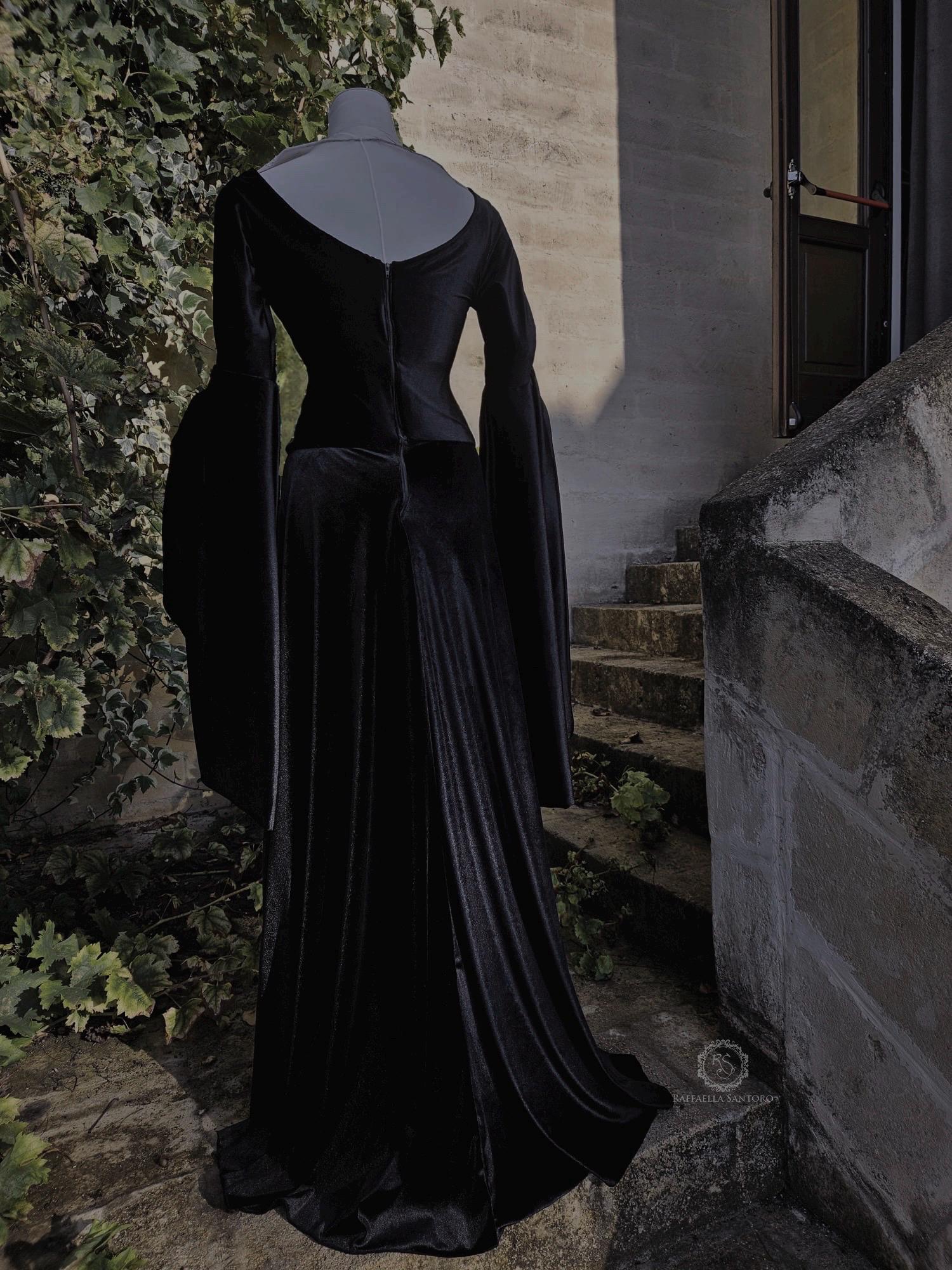 Gothic Velvet Witch Dress, Black Velvet Angel Sleeve Gown With Crimson  Lining, Gothic Tv Show Inspired Costume, Halloween Evening Dress - Etsy
