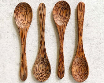 Set of 4 spoons made of coconut wood | Handmade | Biodegradable | Zero Waste | Lasting gift