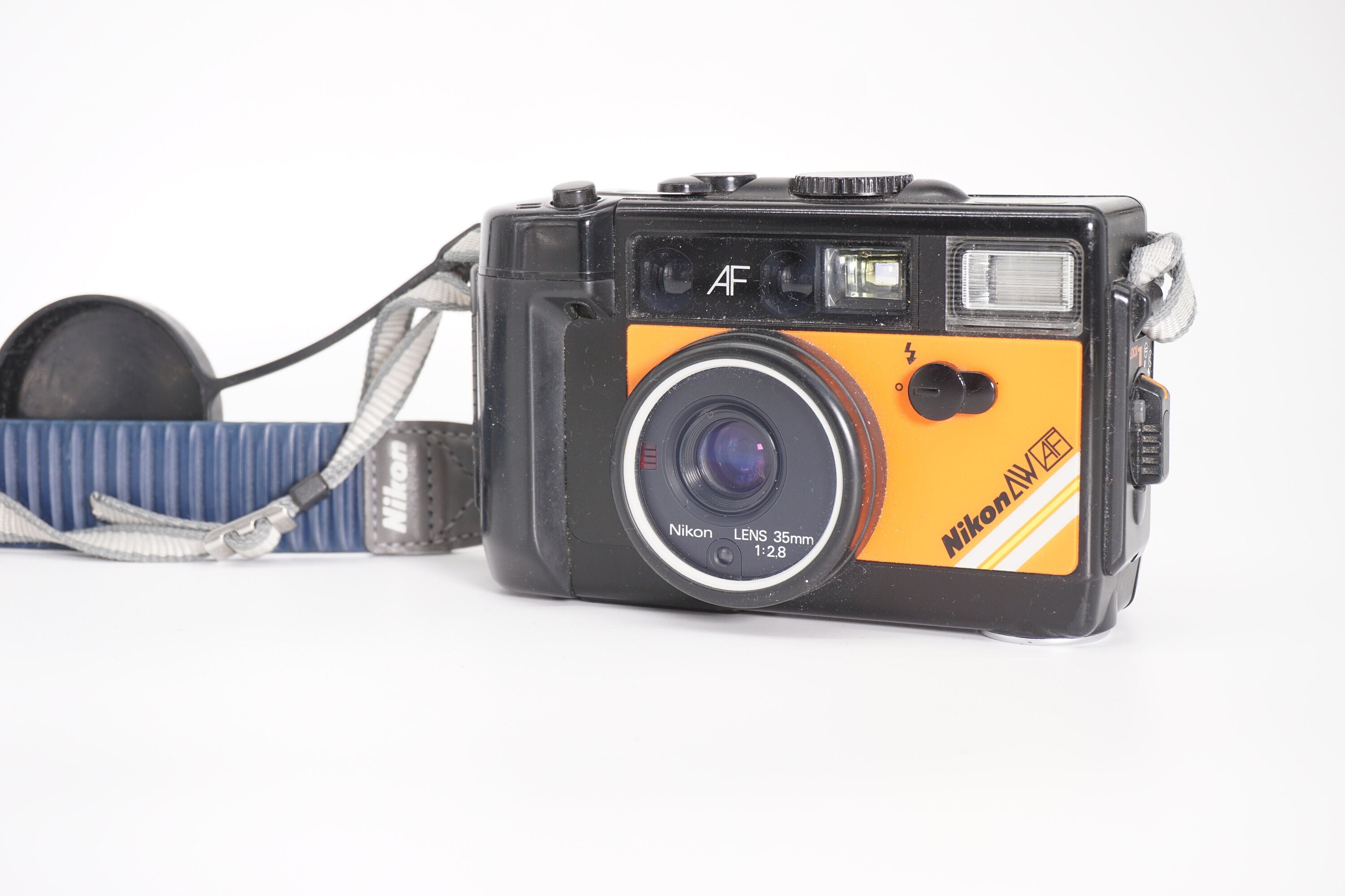 Nikon Corporation Nikon L35 Aw Af Nikon Action Touch 35mm Nikon