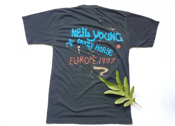 Vintage 1987 Neil Young And Crazy Horse Europe To… - image 5