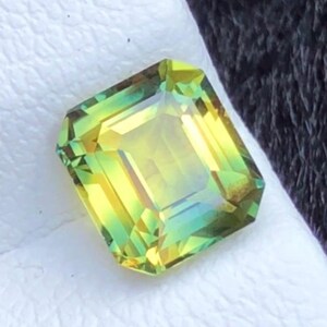 1.51 Carat Natural Parti Sapphire Gemstone: Yellow & Green BiColor