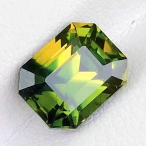 4,03 karaat parti saffier: antieke tweekleurige edelsteen, Australische oorsprong