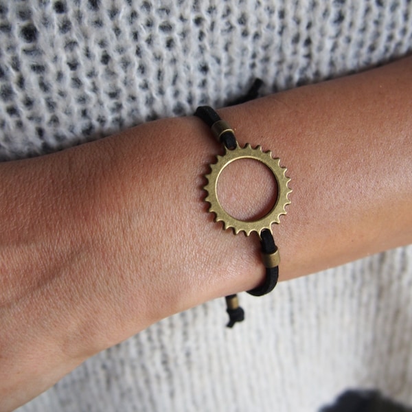 Bracelet ajustable engrenage soleil