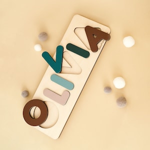 Personalized Name Puzzle with Pegs, New Baby Gift, 1st Easter baby Wooden Toys, Nursery Room Decor, Baby Shower Present, Wood Decoration
