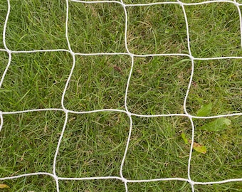 White Handmade 2.2mm Garden Netting Garden Veg Fruit Protection Pond Plant Vegetable Support Polypropylene 100x100mm Mesh Size 1m x 6m