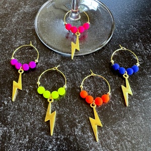 Wine Glass Charms—Neon Lightning Bolts (Beads Glows Under Blacklight) (Set of 5)