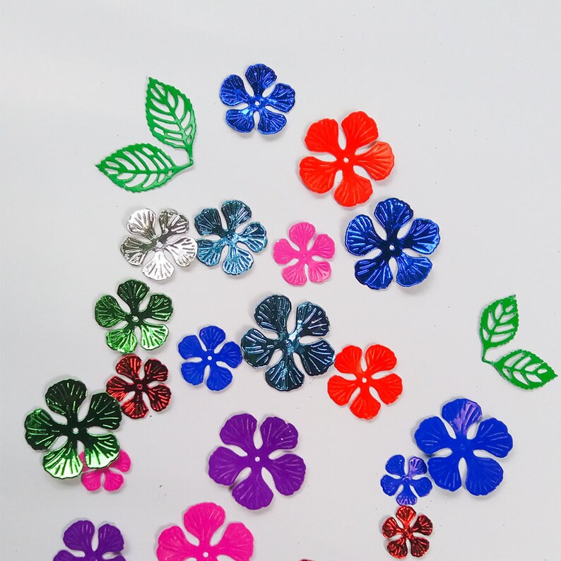 Die Cut Flowers 4 Sizes 5 Colors 20 Pieces Etsy