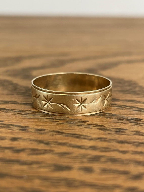 Victorian Yellow Gold Band | Vintage Flower Band … - image 2