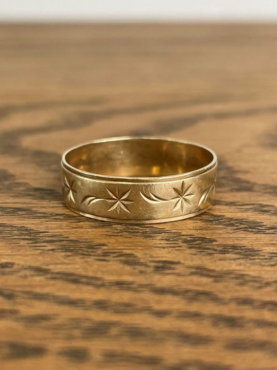 Victorian Yellow Gold Band | Vintage Flower Band … - image 1