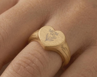 MOM heart signet ring, stainless steel engraved floral design