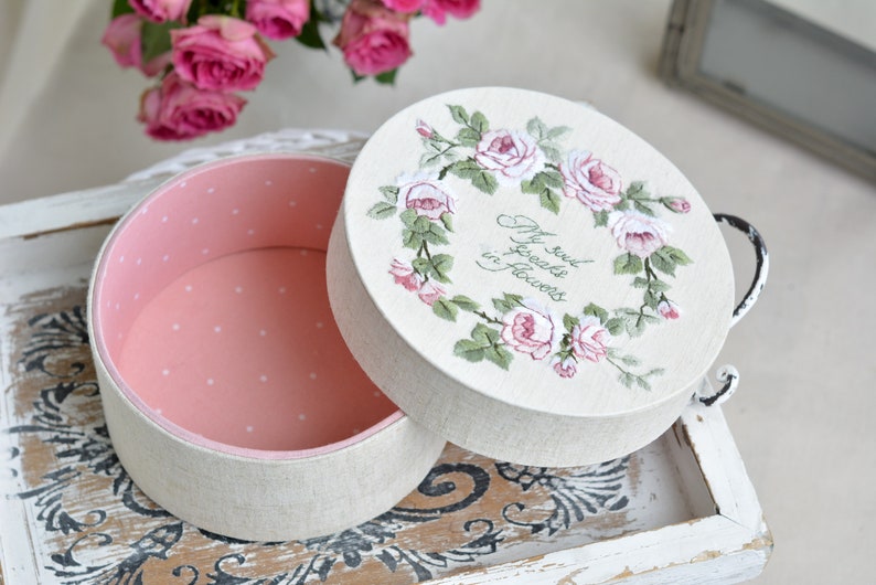 Jewelry box for girl box hand made Decorative box with embroidered roses