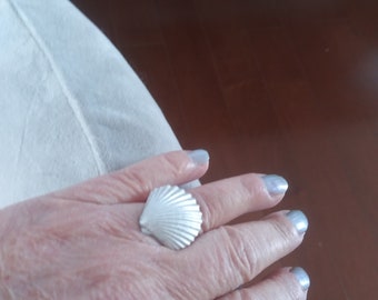 Anello di conchiglie