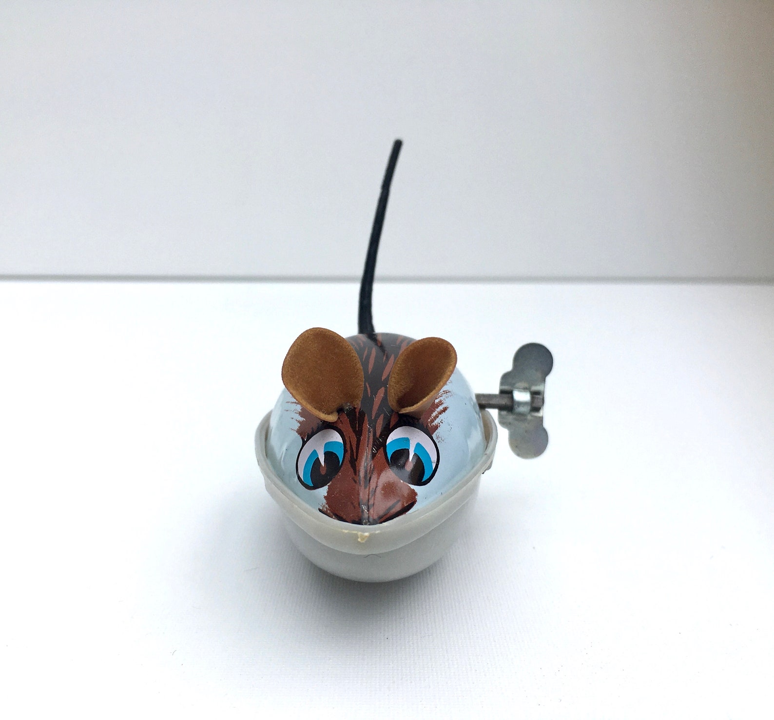 Vintage clockwork mouse diorama/Wind up mouse artwork/Vintage Etsy