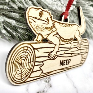 Bearded Dragon Ornament, Bearded Dragon Christmas Ornament, Bearded Dragon Decor, Bearded Dragon Gifts, Bearded Dragon Mom, Wooden

Bearded Dragon Ornament in red ribbon.  Personalization included.