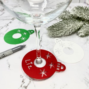 Snowflake Ornament Drink Tags, Christmas Drink Tags, Wine Glass Tags, Christmas Wine Tag, Christmas Party Decor, Christmas Party Name Tags