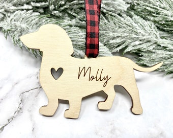 Dachshund Ornament, Personalized Dachshund, Dachshund Christmas Ornament, Dachshund Gift, Dachshund Mom, Dachshund Dad, Doxie, Short Hair