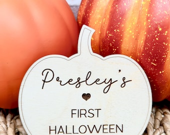 Babys First Halloween Sign, Personalized Wooden Photo Prop, My First Halloween, Baby Keepsake Decor, Newborn Milestone Gift, Pumpkin Sign