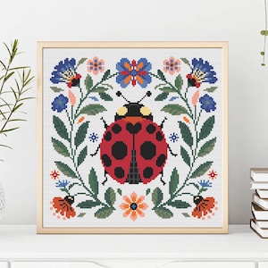 Nyckelpiga Korsstygnsmönster Blommor Nyckelpiga Korsstygnsmönster Insekt Korsstygn Nyckelpiga Folkkonst Korsstygnsmönster PDF