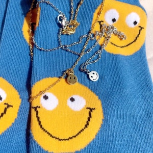 Smiley Halskette, Zierliche Choker Halskette mit Smiley, Minimalistische Sommer Halskette mit Smiley Anhänger, Edelstahl Kette Gold und Silber Bild 7