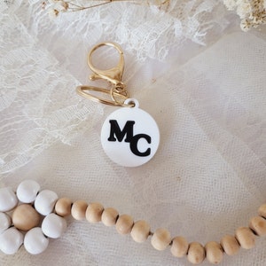 Smart NFC Keychain | Digital Business Card | Social Media & Instagram Keyring | QR Code Keychain