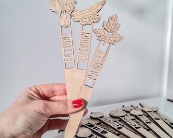 Garden Makers Herbs / Vegetable Labels Garden Stakes Plant Labels Tags Greenhouse Vegetables Allotment Gifts