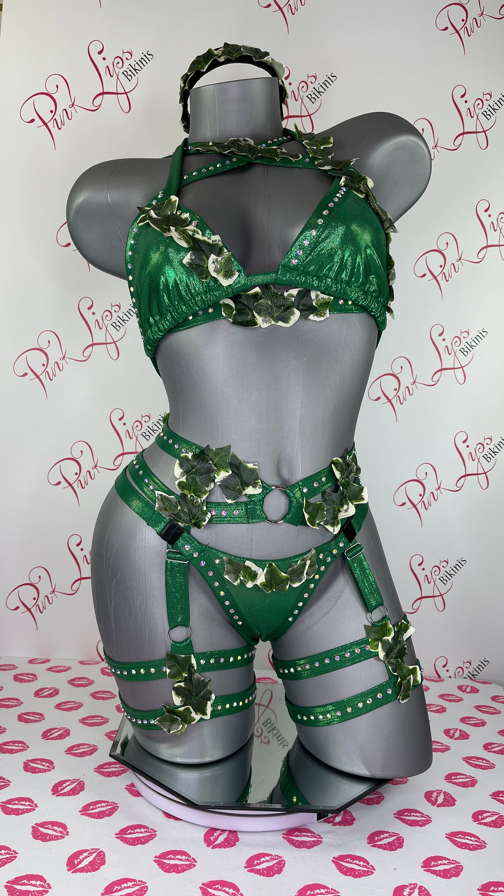 sexy poison ivy lingerie Varsbaby Women's&nbsp;Lace&nbsp;Unlined&nbsp;Balconette&nbsp;Bra set Bra  and Panties and Garter and Stocking 5 piece