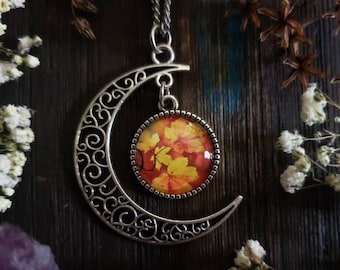 Autumn Necklace, Maple Leaf Jewelry, Nature Necklace, Fall Necklace, Leaf Choker, Moon Necklace, Layering Necklace, Choker for Fall