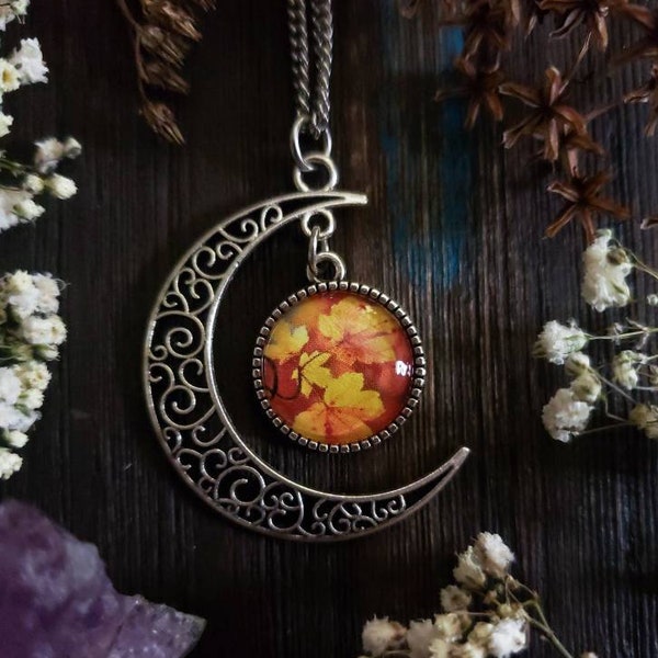 Autumn Necklace, Maple Leaf Jewelry, Nature Necklace, Fall Necklace, Leaf Choker, Moon Necklace, Layering Necklace, Choker for Fall