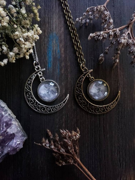 Moon Necklace, Luna Necklace, Witchy Necklace, Full Moon Choker, Celestial Necklace, Lunar Jewelry, Gift for Witch, Pagan Jewelry