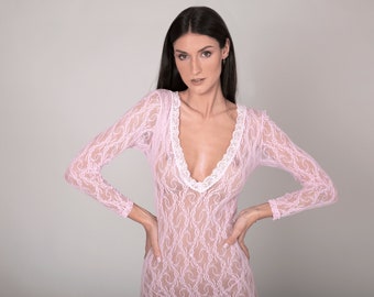 CANDY, exquisite soft pink semi-transparent lace nightgown. The most characteristic, comfort, length and its tail. Marvelous!