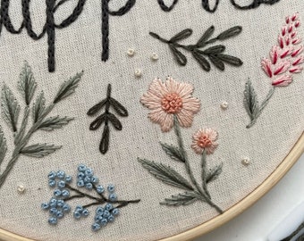 幸せを選ぶ // 6 インチの刺繍枠アート // 説明書付き PDF パターン