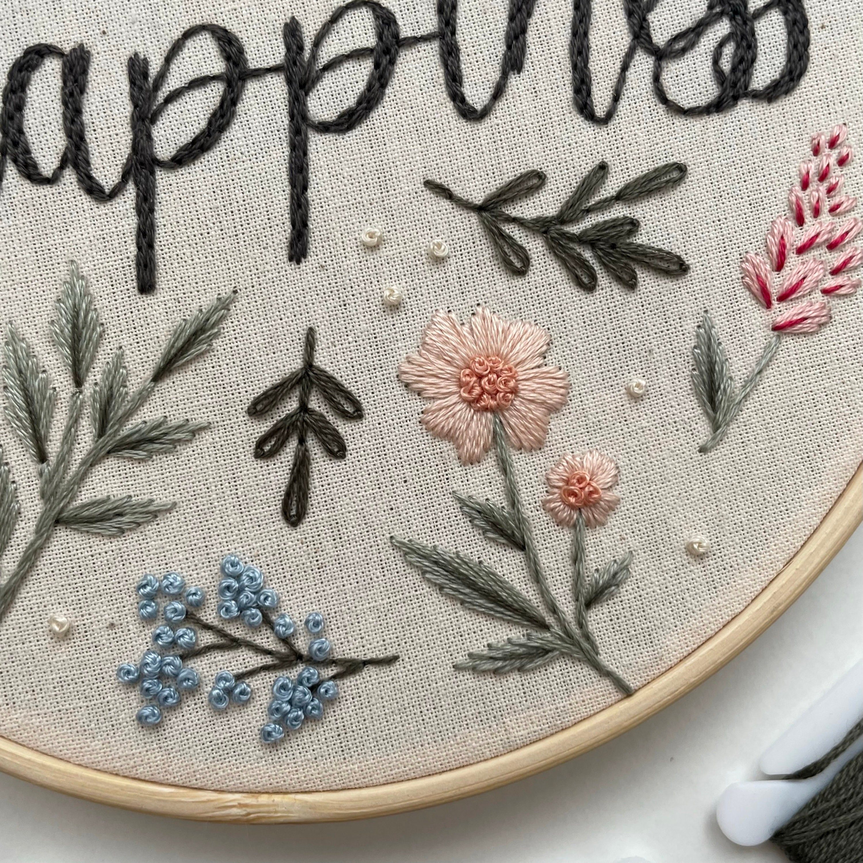 幸せを選ぶ // 6 インチの刺繍枠アート // 説明書付き PDF パターン