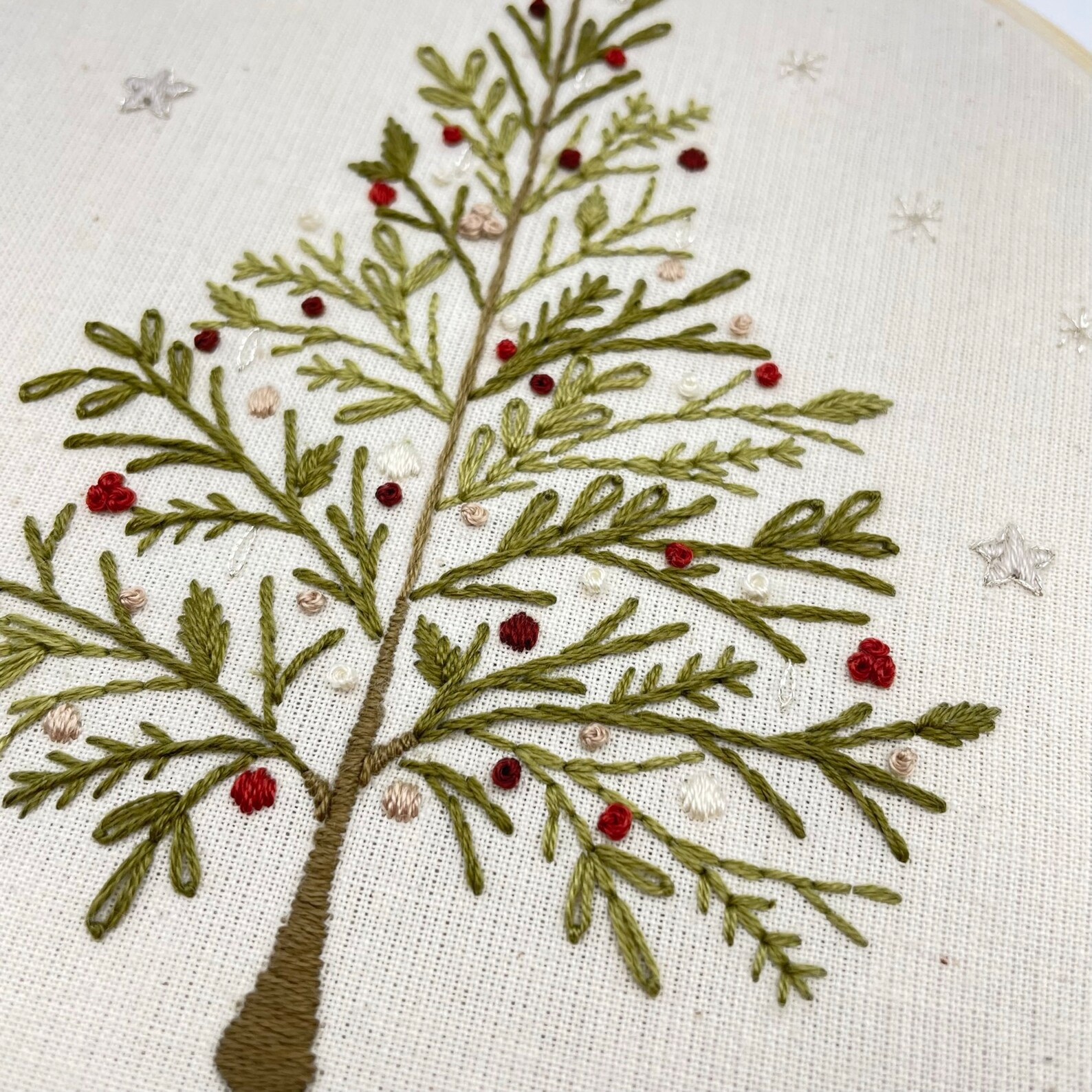 Christmas Tree // Embroidery Hoop Art // PDF Pattern With - Etsy UK