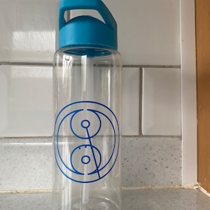 Dr Who Water bottle with name in Gallifreyan