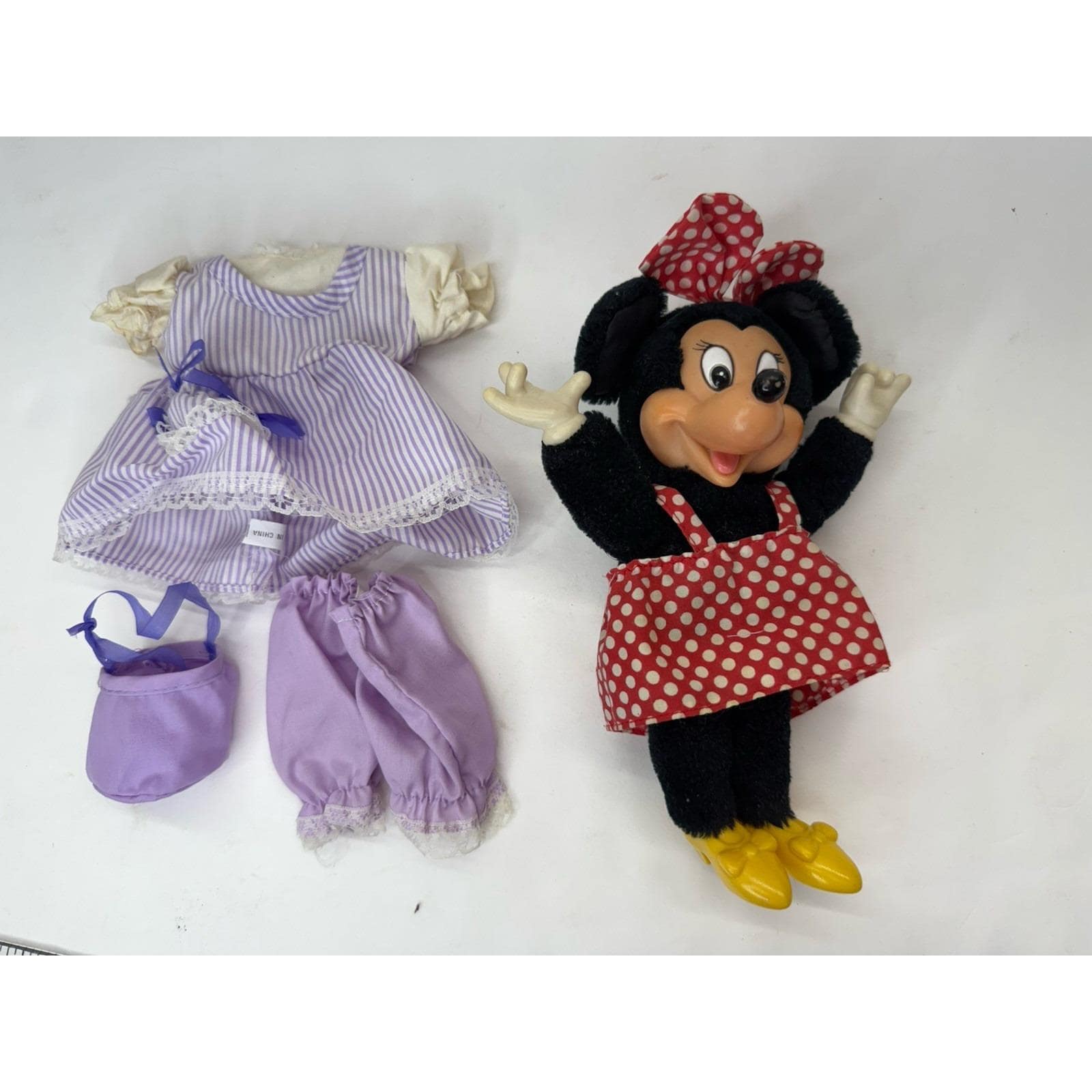 Vintage Disney Minnie Mouse Plush Doll Applause 1970s 8