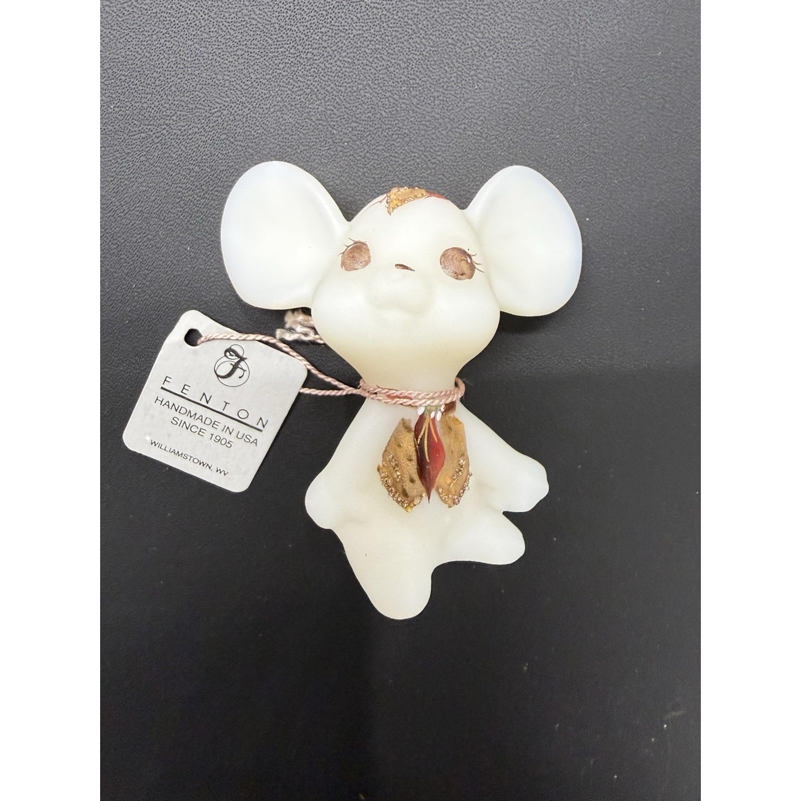 Fenton Mouse Figurine - Etsy