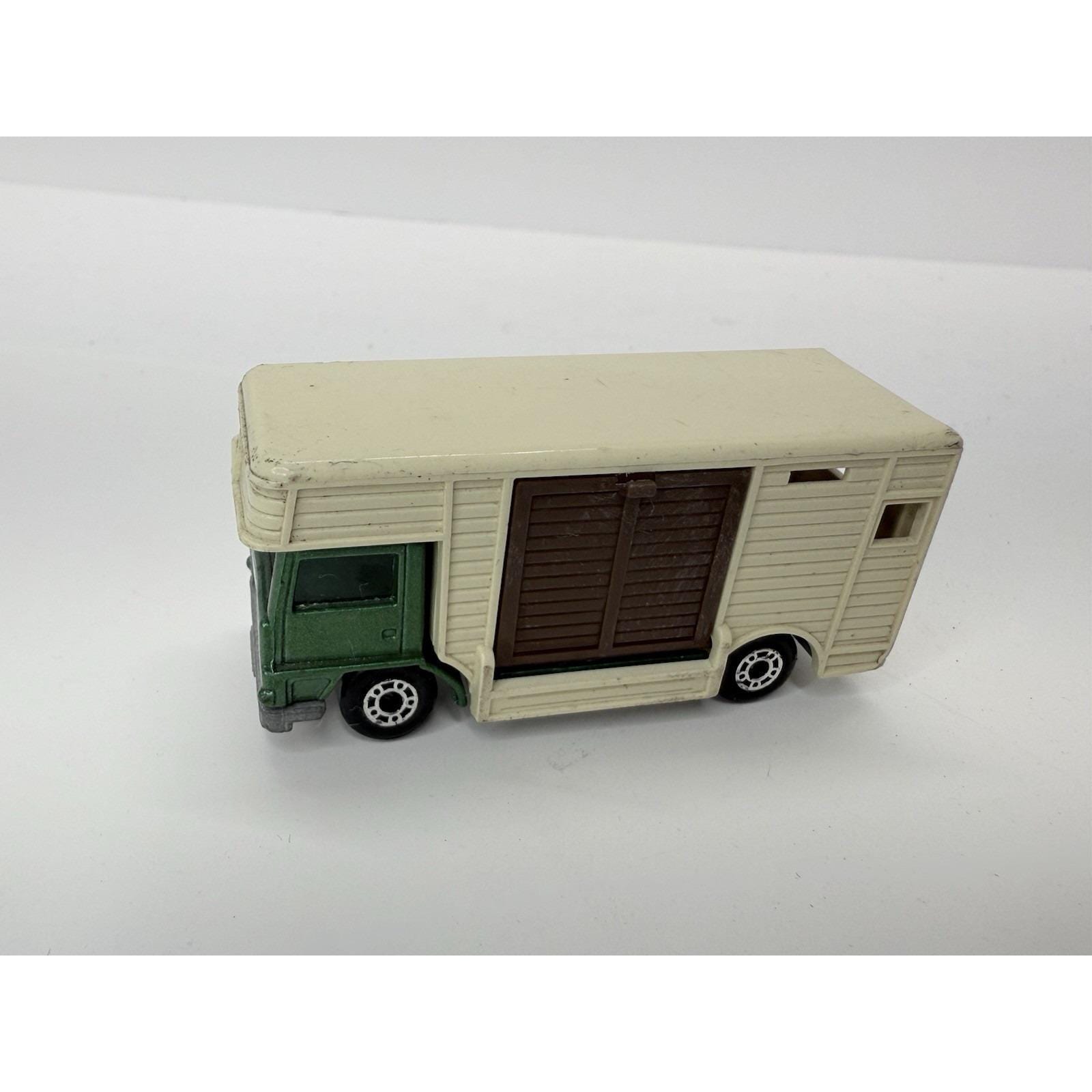 Vintage 1976 Matchbox Lesney Superfast #40 Horse Box Green Opening