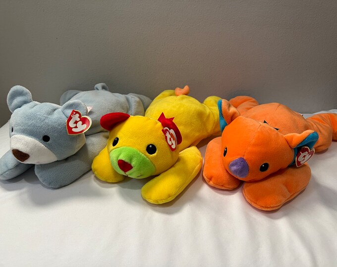 Ty Pillow Pals Choice of Bear. Huggy in Light Blue or Yellow or Kolala