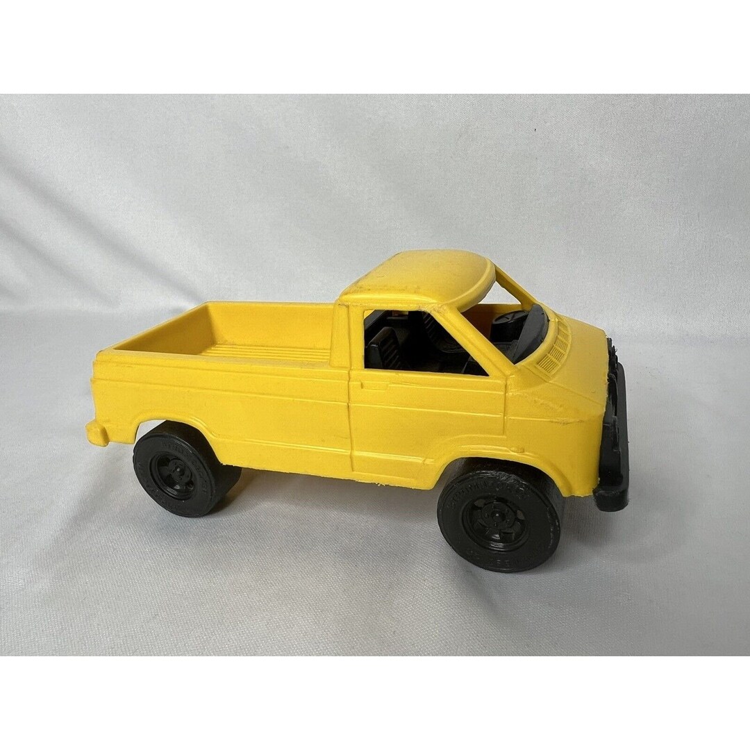 Vintage Jouet Toy Plastic Camion Plateau Made in Yugoslavia Années 80