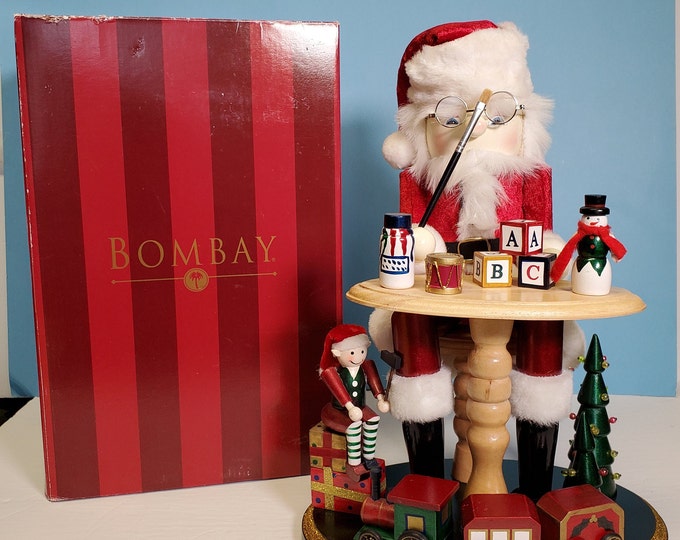 BOMBAY Nutcracker Collection 'santa's Beautiful Wooden