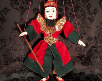 VTG Myanmar Puppet 'ZAW GYI: Alchemist' Burmese Hand Carved Wooden String Marionette, Gorgeous Theatrical Yoke Thé Wall Art Very Collectible