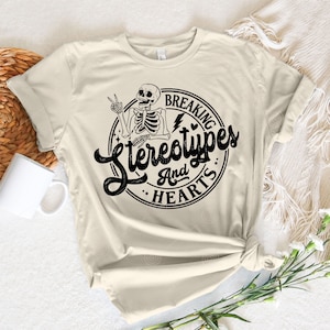 Stereotypen en harten doorbreken SVG PNG PDF, Flower Skull Svg, Front Back Svg, sarcastische Svg, grappig skelet svg, skelet svg ontwerp