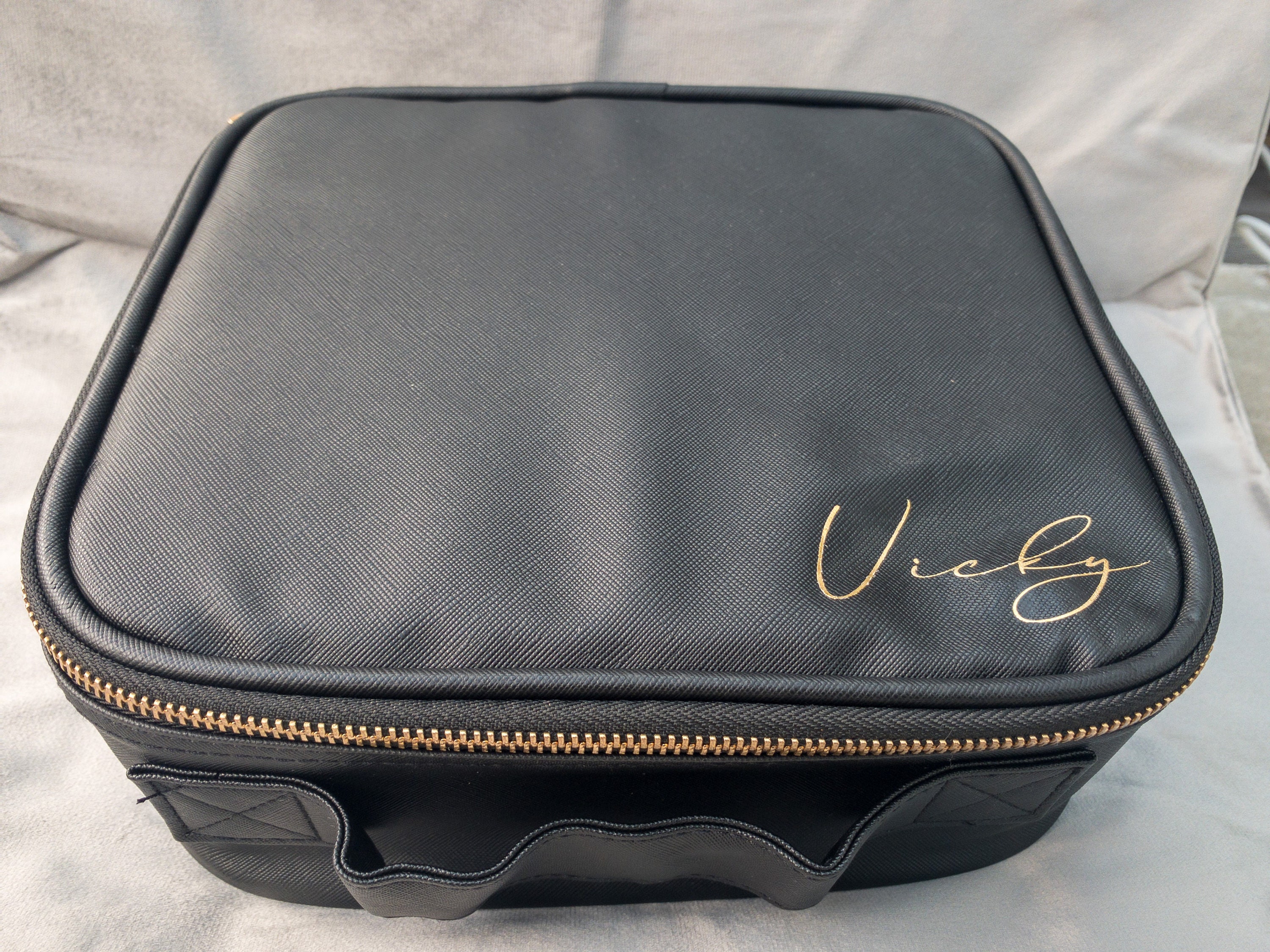 Cult beauty shop vanity bag