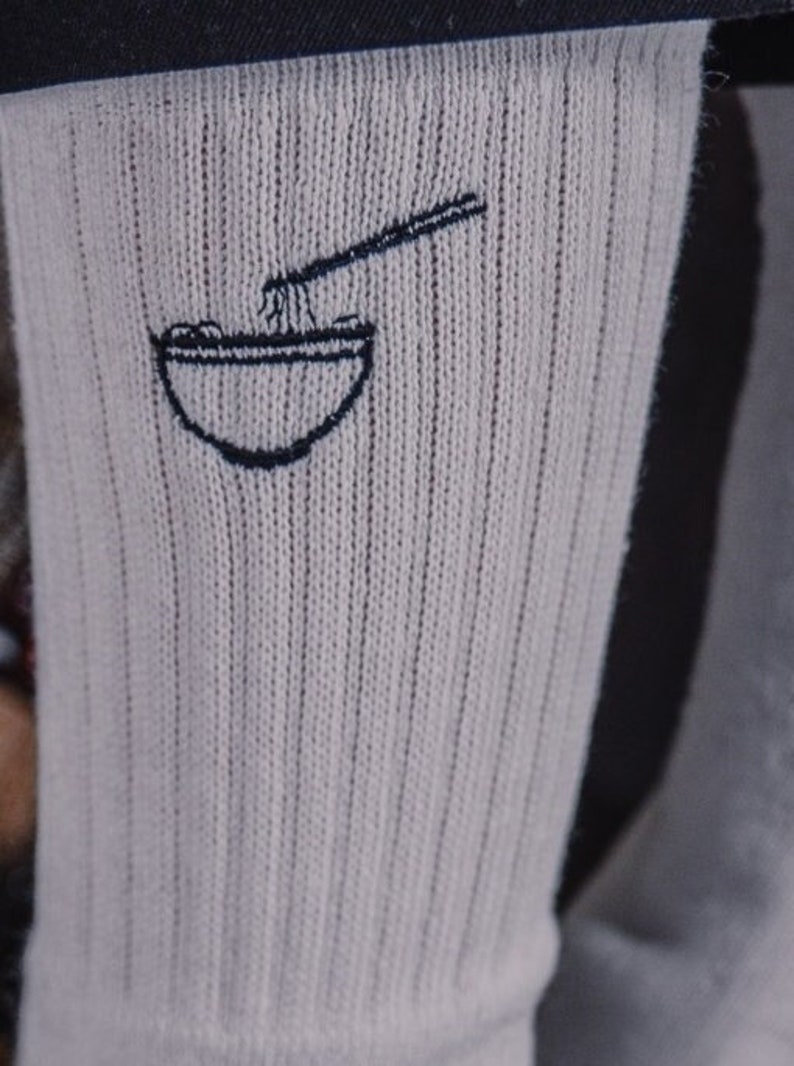 1x Sock Ramen Bowl, hand embroidered tennis socks image 2