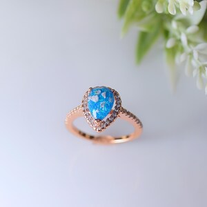 Premium as crematiering en herdenkingsring 'Eliza Rose'