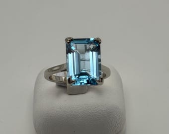 Swiss Blue Topaz  Big Octagon Silver Women’s Ring Size 7