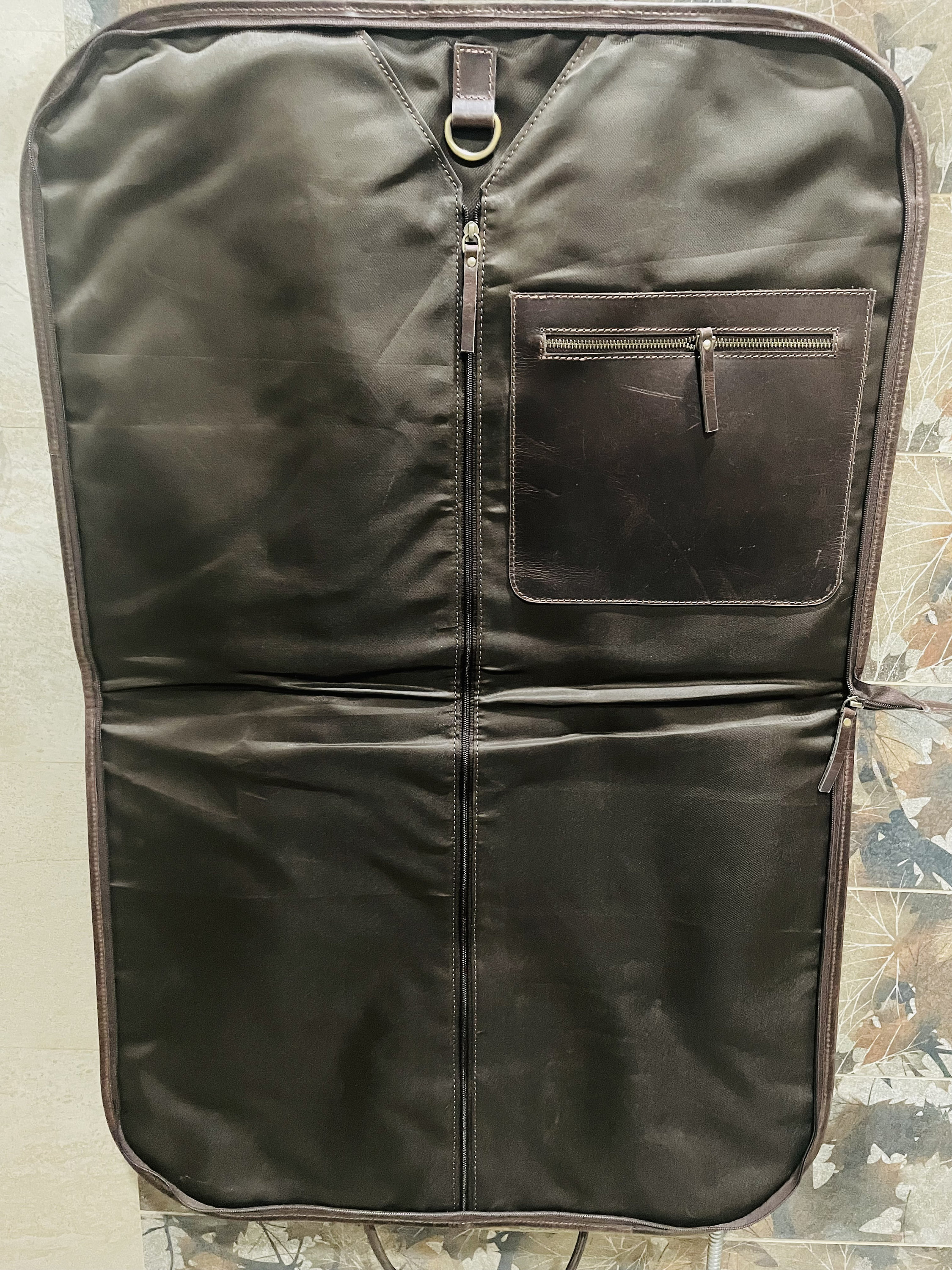 Personalised Brown Leather Suit Carrier  Full Grain Leather Garment Bag –  MAHI Leather