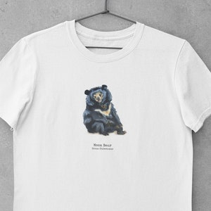 メンズ ムーン ベア T シャツ - ベア シャツ - 伝統的なペイント アートワーク - コテージコア トップ - 動物愛好家向けオーガニック クロージング - インディーズ クロージング