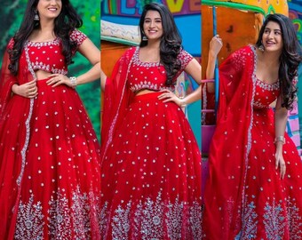 Bollywood outfit | Etsy Italia